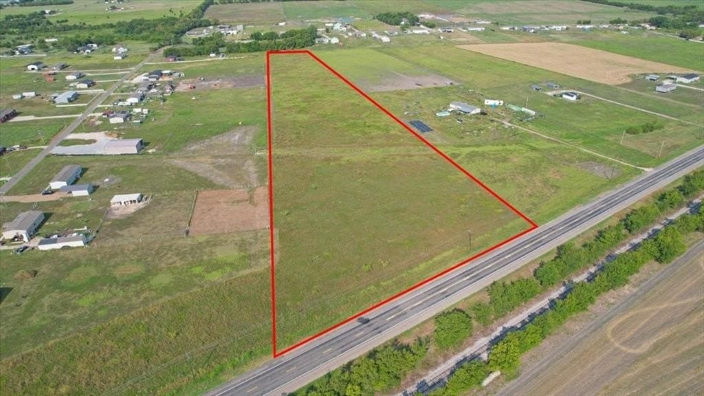 10 acres in Hunt County gallery image 2