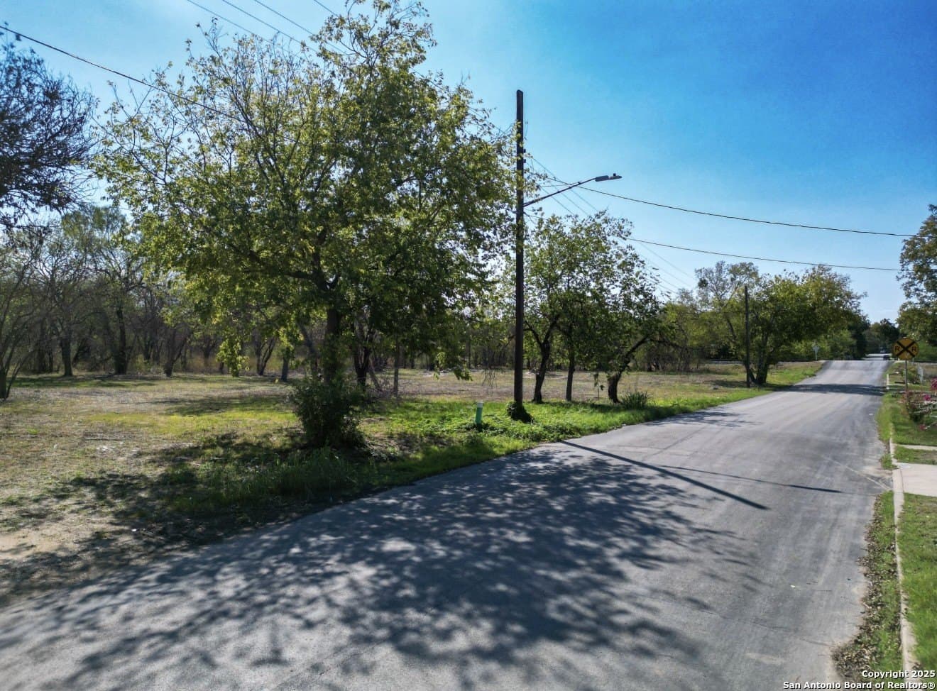0.75 acres in Bexar County - photo 12