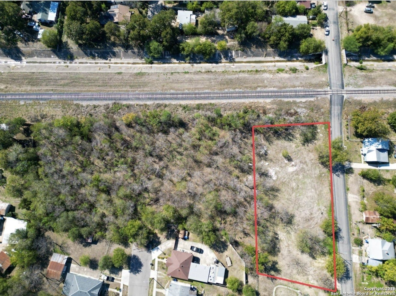 0.75 acres in Bexar County gallery image 3