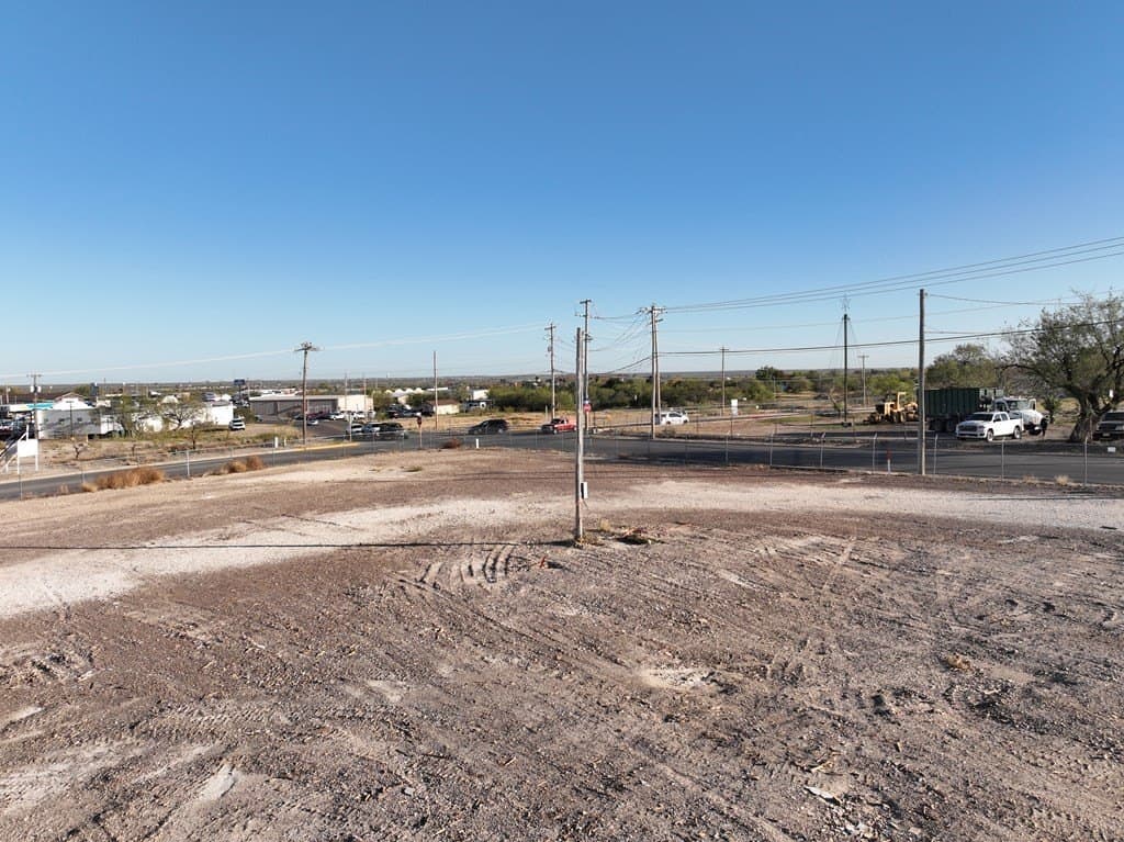 0.89 acres in Maverick County - photo 8