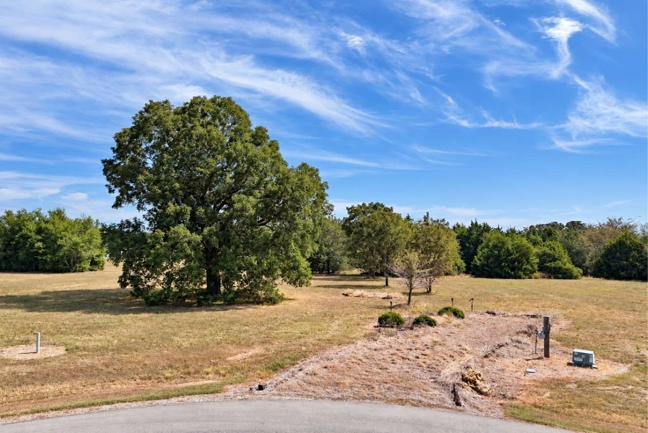 1.04 acres in Navarro County - photo 11