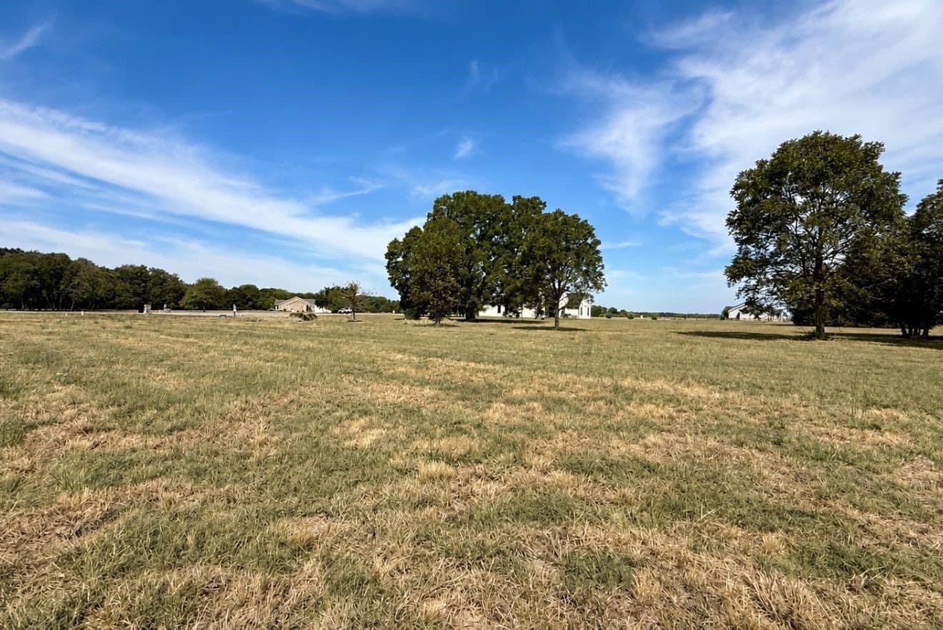 1.04 acres in Navarro County - photo 19
