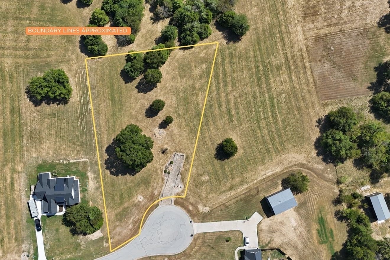 1.04 acres in Navarro County - photo 2