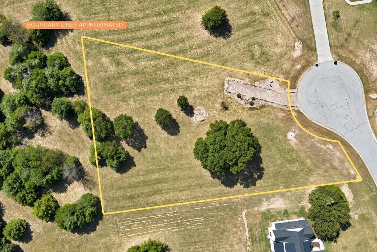 1.04 acres in Navarro County - photo 30