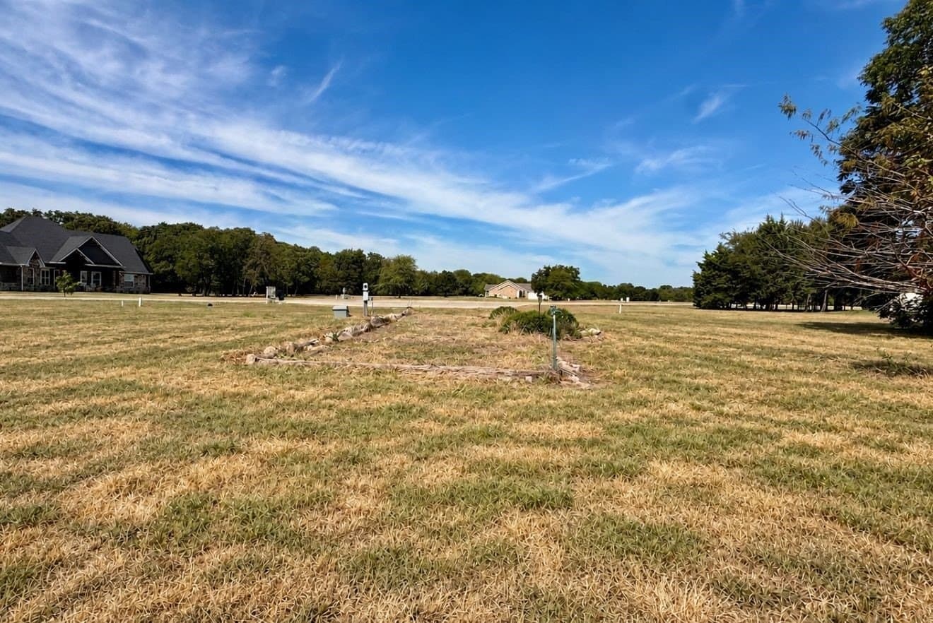1.04 acres in Navarro County - photo 17