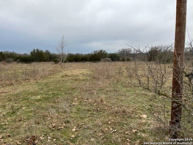 0.28 acres in Bandera County gallery image 3