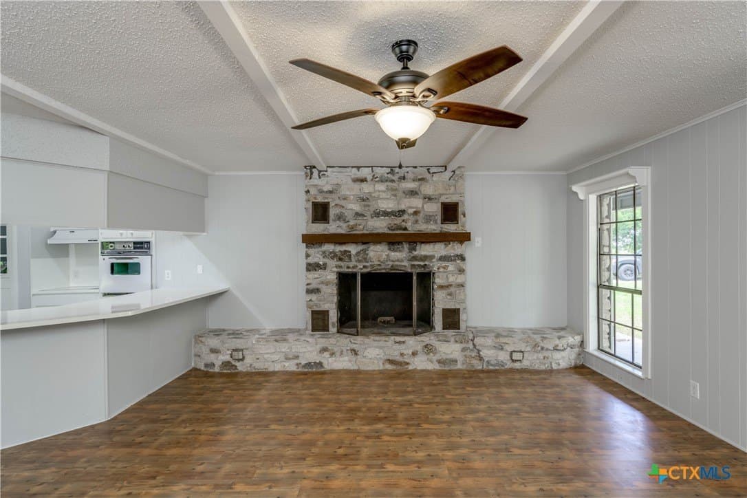 162.3 acres in Caldwell County featured view