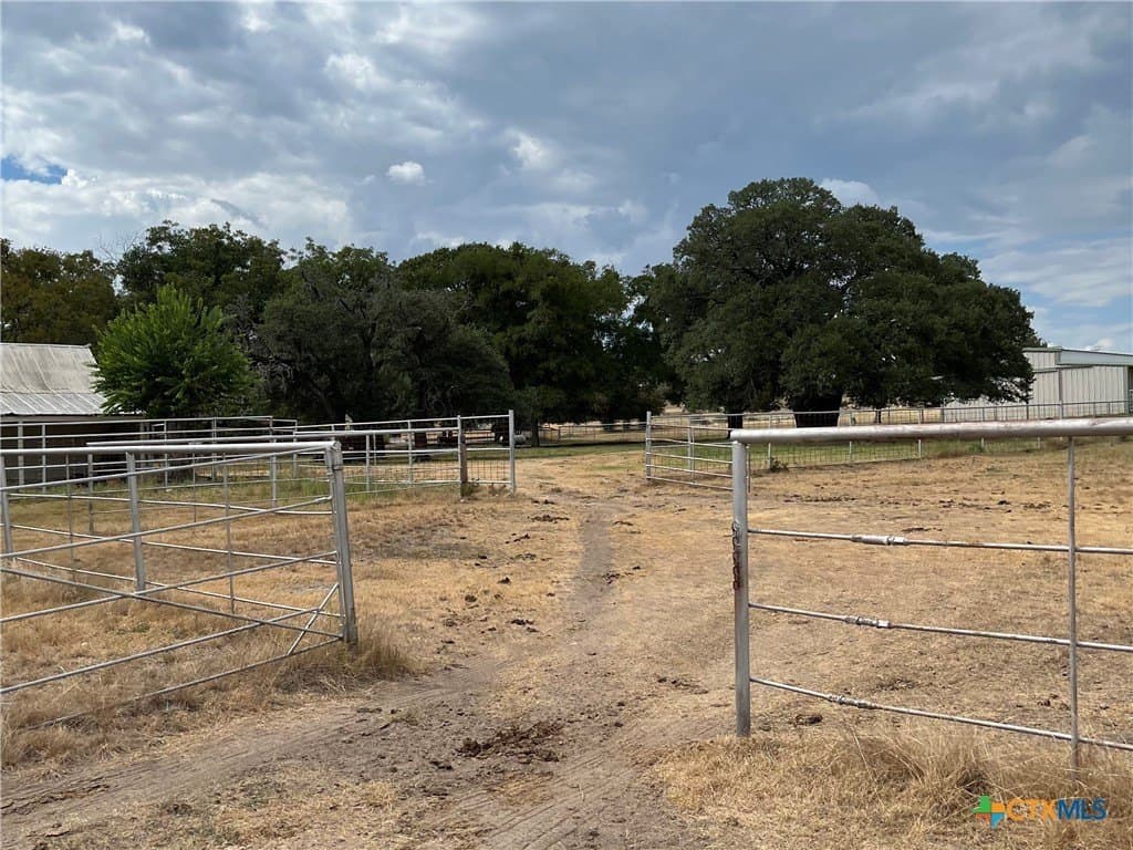 113.38 acres in Lampasas County - photo 4