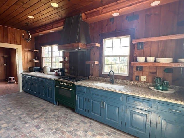 2,252.12 acres in Sutton County - photo 9