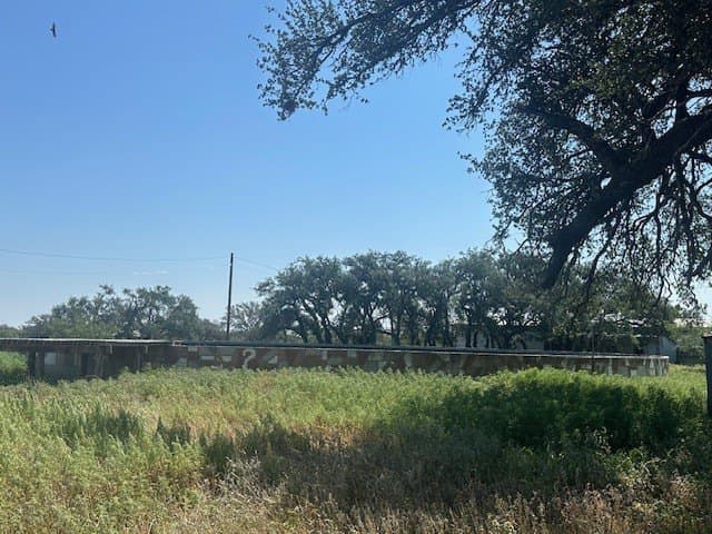 2,252.12 acres in Sutton County - photo 34