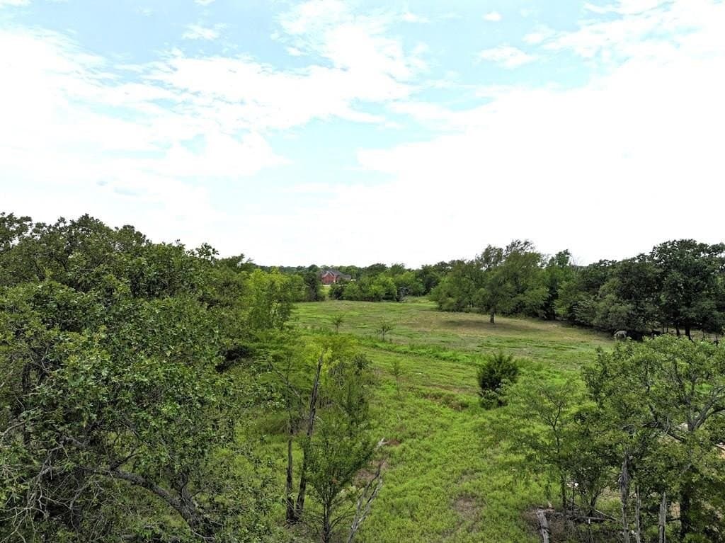 9.71 acres in Van Zandt County