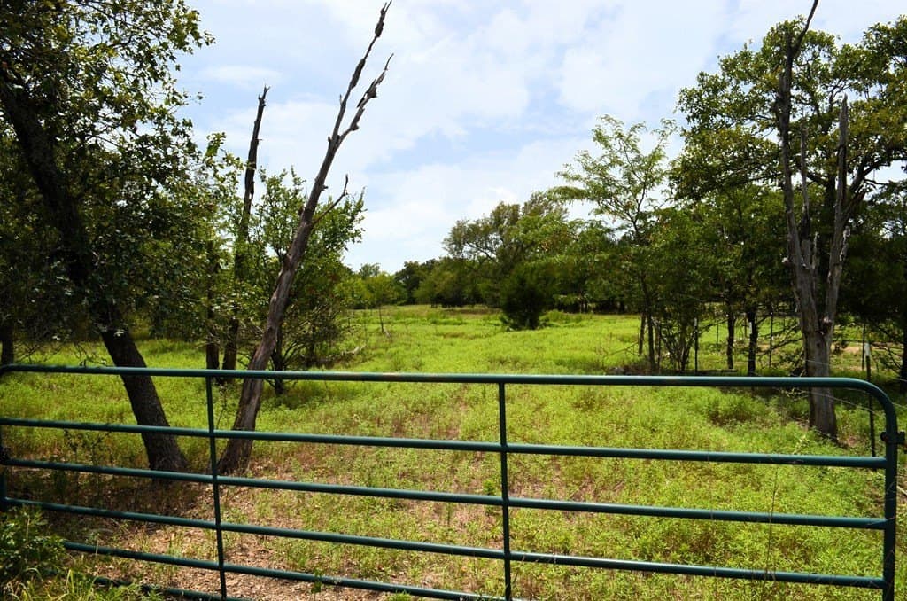 9.71 acres in Van Zandt County - photo 24