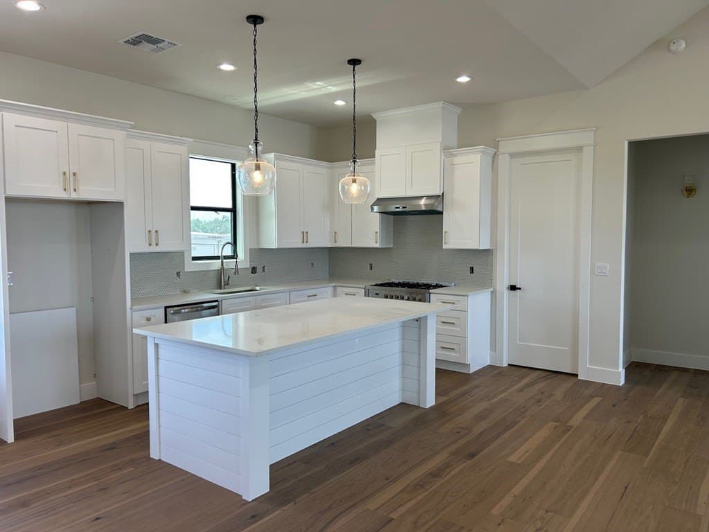 28 acres in Gillespie County gallery image 2