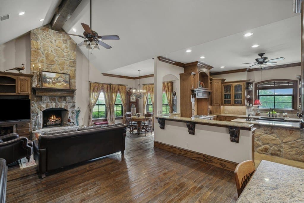 196.1 acres in Van Zandt County - photo 11