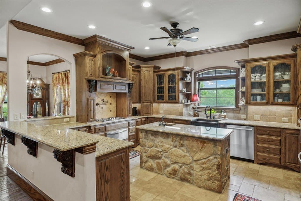 196.1 acres in Van Zandt County - photo 12