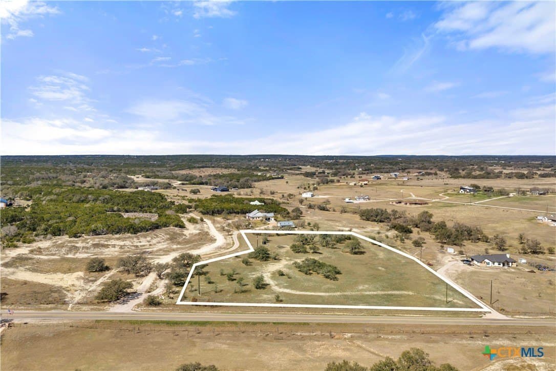 5 acres in Burnet County