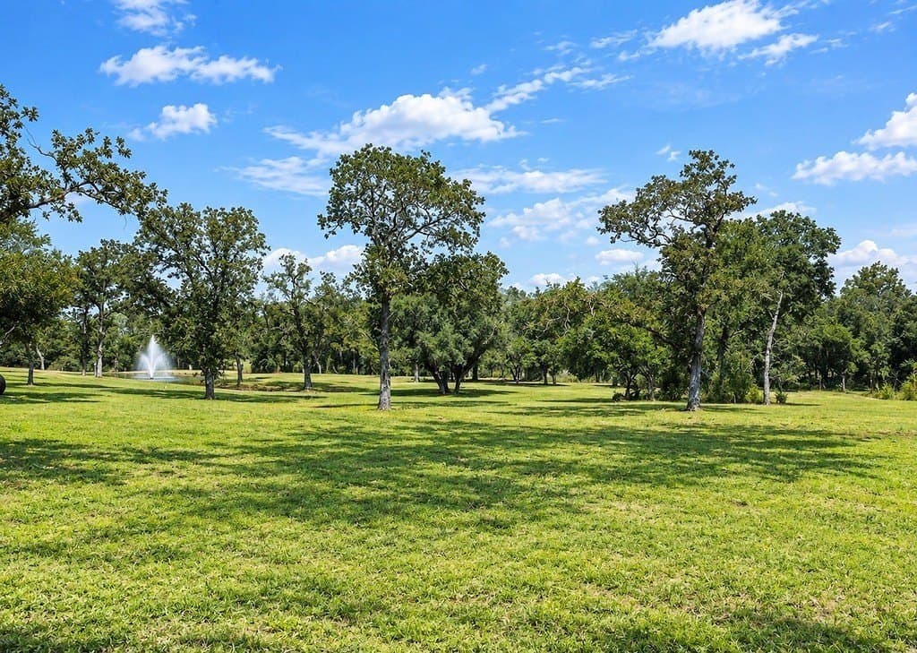 16.47 acres in Lavaca County - photo 7