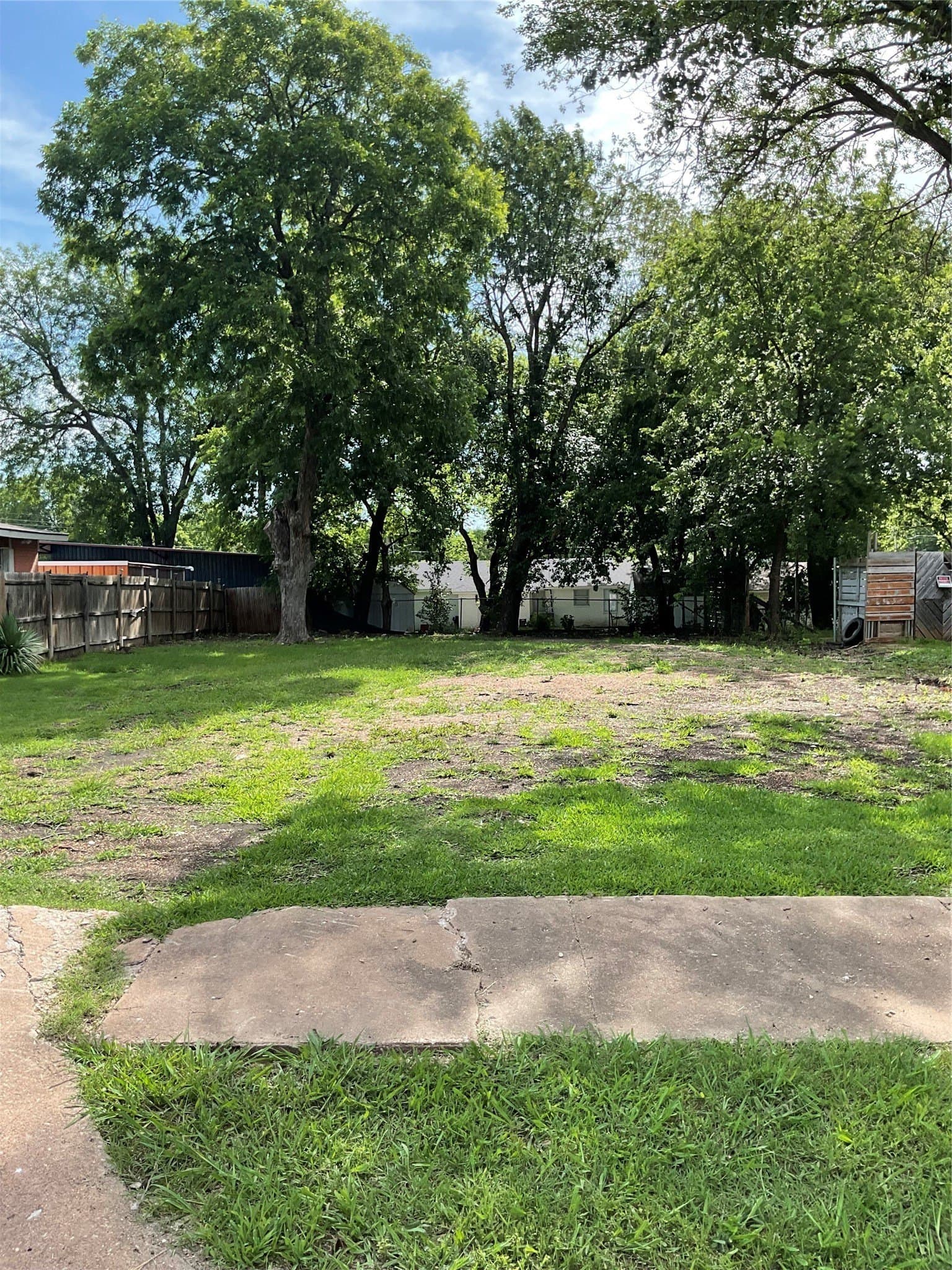 0.14 acres in Grayson County