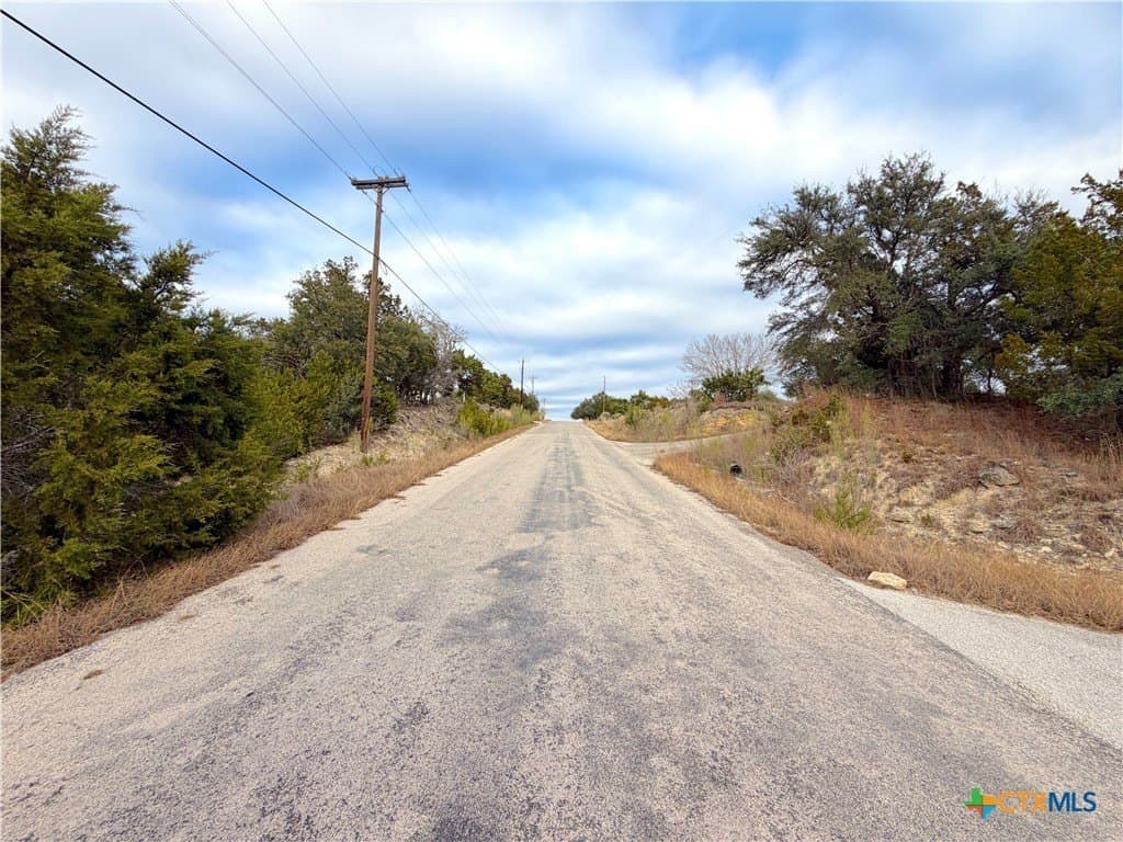 1.04 acres in Comal County - photo 23