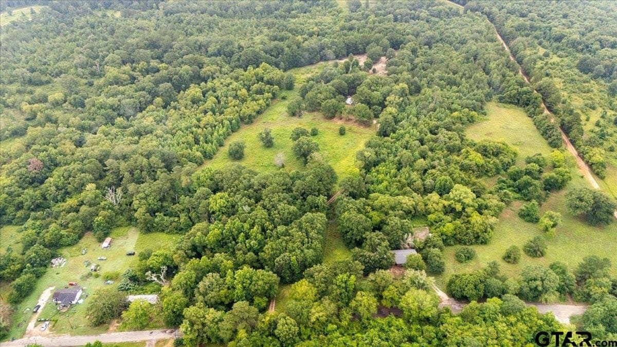 11 acres in Smith County featured view