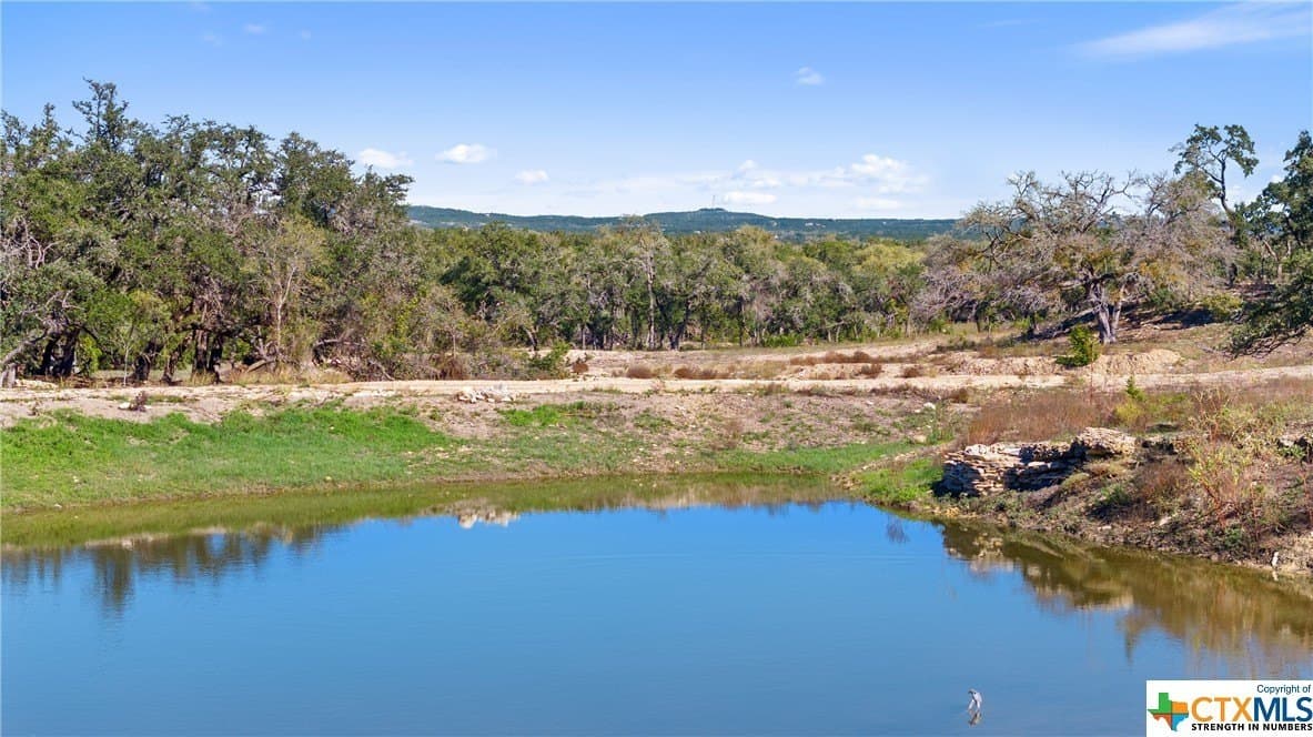 72.15 acres in Hays County