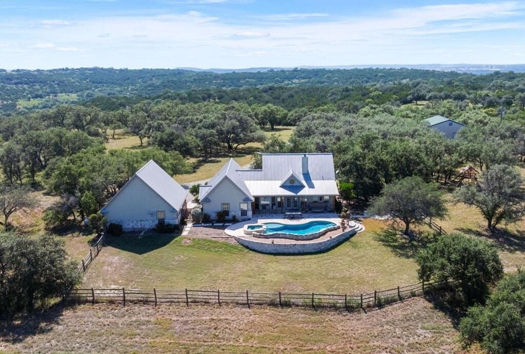 103.89 acres in Burnet County - photo 11