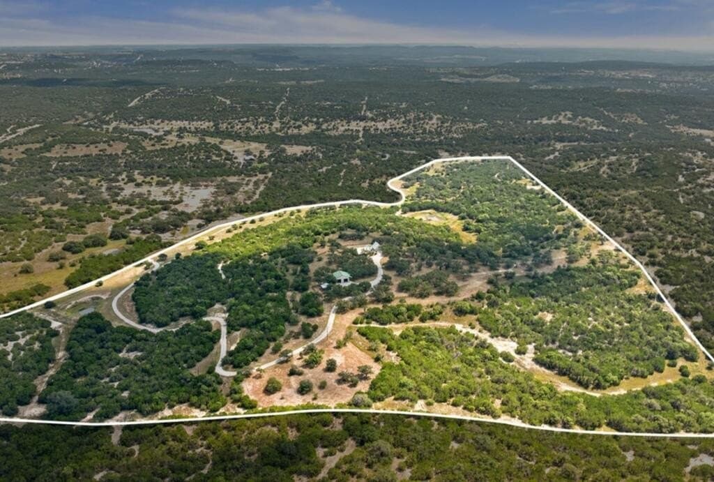 103.89 acres in Burnet County - photo 3