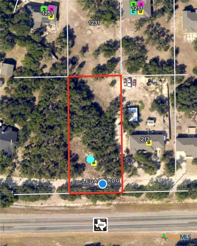 0.5 acres in Comal County gallery image 4