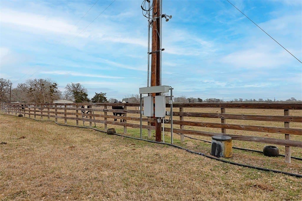 22.78 acres in Lavaca County - photo 18