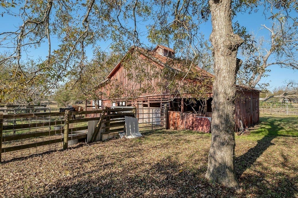 5.28 acres in Fayette County - photo 29
