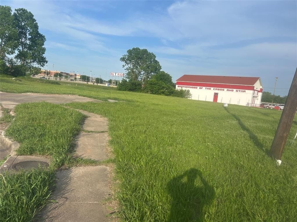 0.73 acres in Dallas County gallery image 4