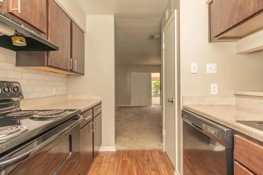 11.42 acres in Tarrant County gallery image 4