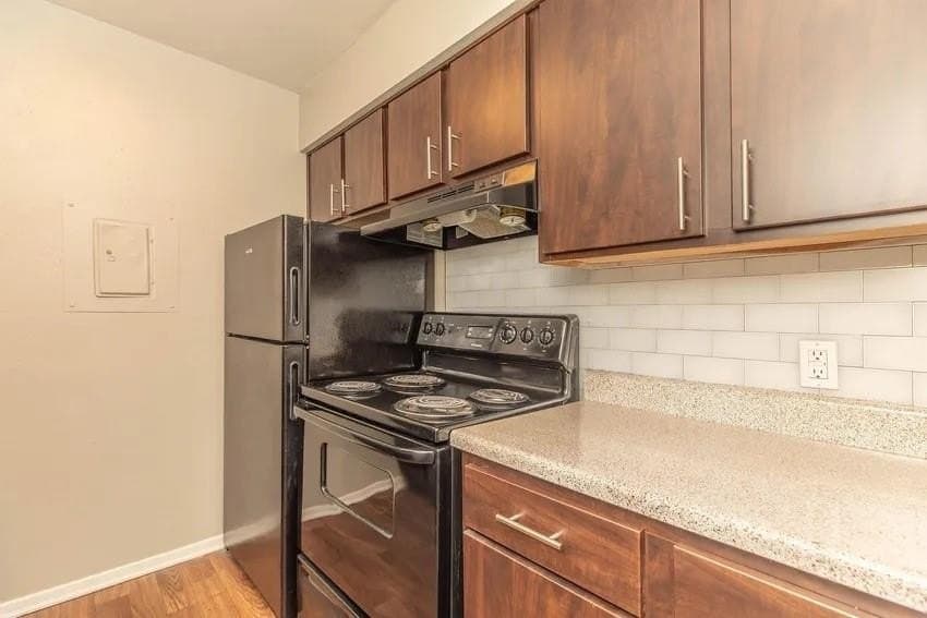 11.42 acres in Tarrant County gallery image 3