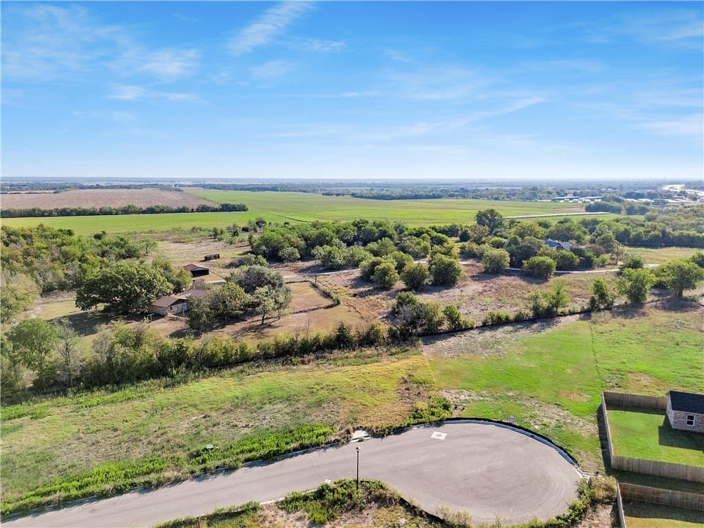 0.24 acres in McLennan County - photo 6