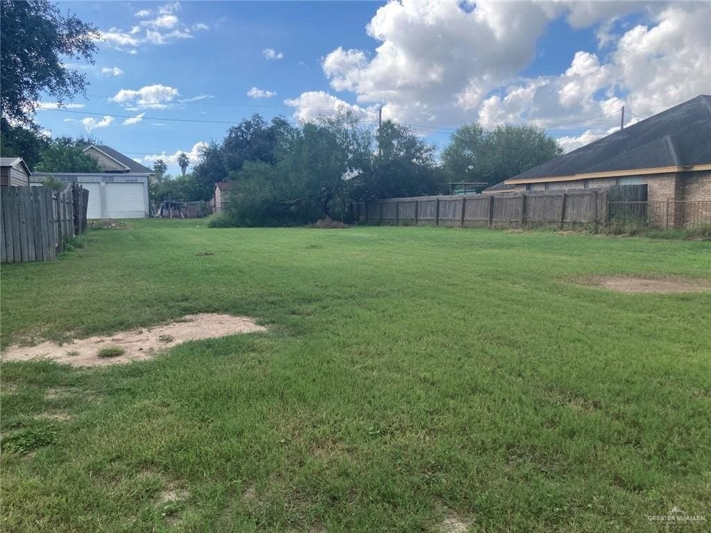 0.17 acres in Hidalgo County gallery image 2