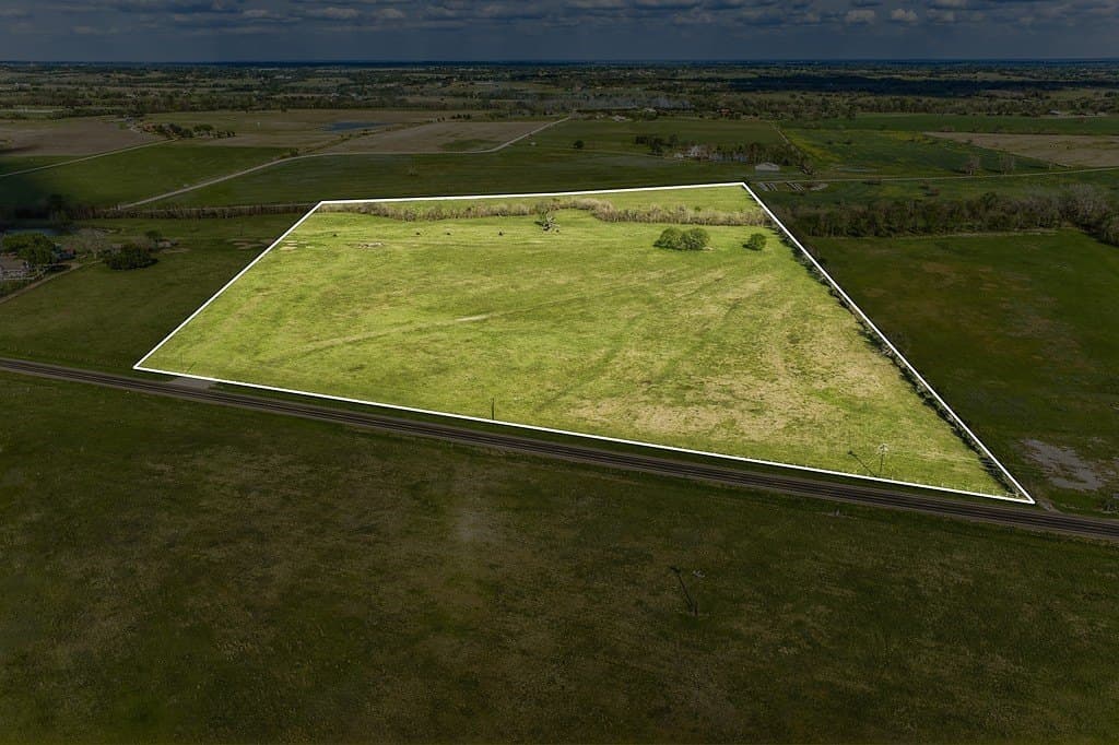 35 acres in Washington County