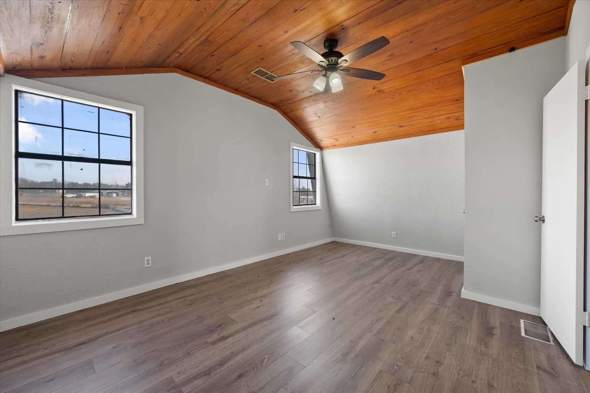 13.22 acres in Wise County - photo 25