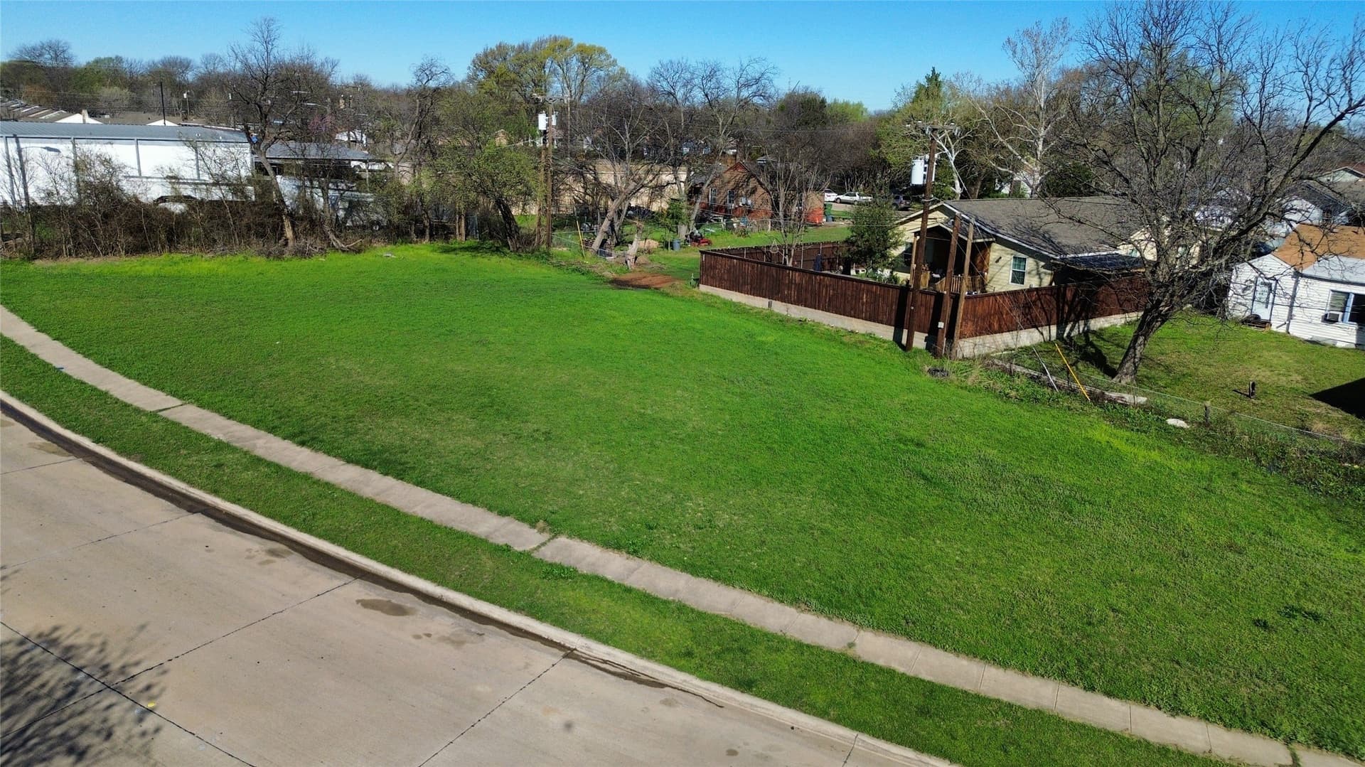 0.36 acres in Dallas County gallery image 3