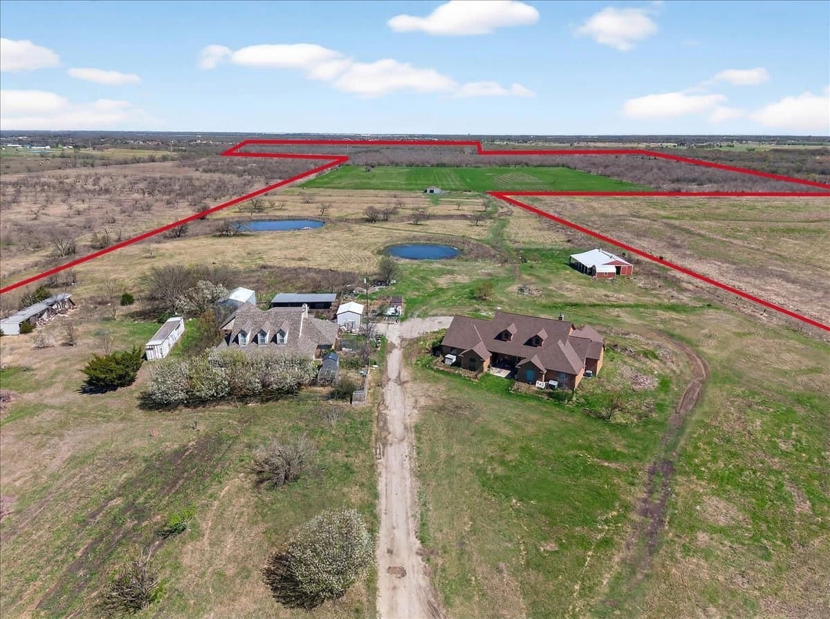 214.61 acres in Kaufman County - photo 2