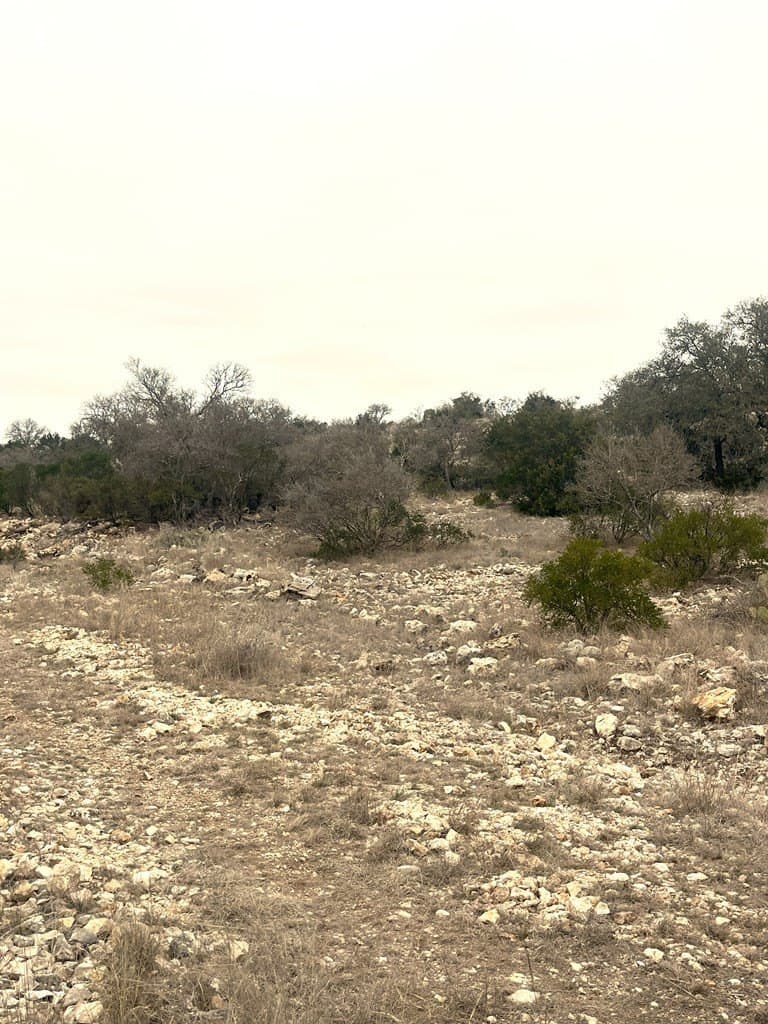 34.27 acres in Edwards County - photo 23
