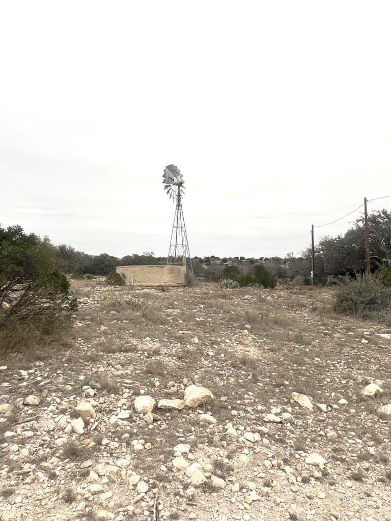 34.27 acres in Edwards County featured view