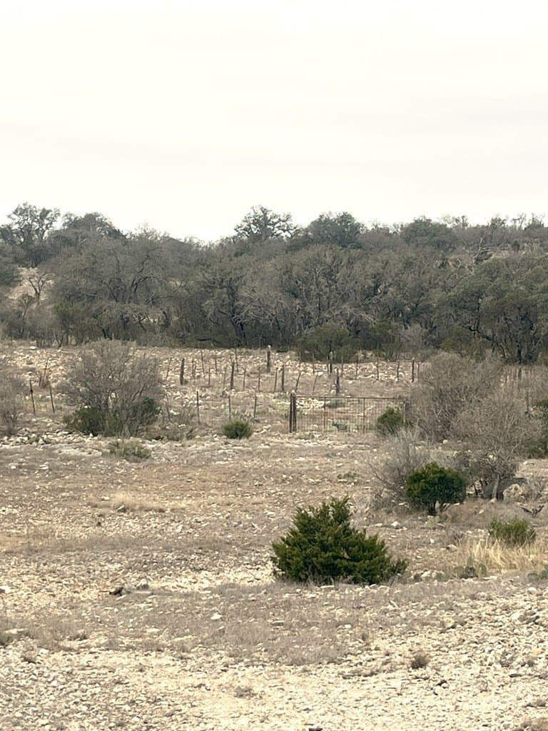 34.27 acres in Edwards County - photo 19