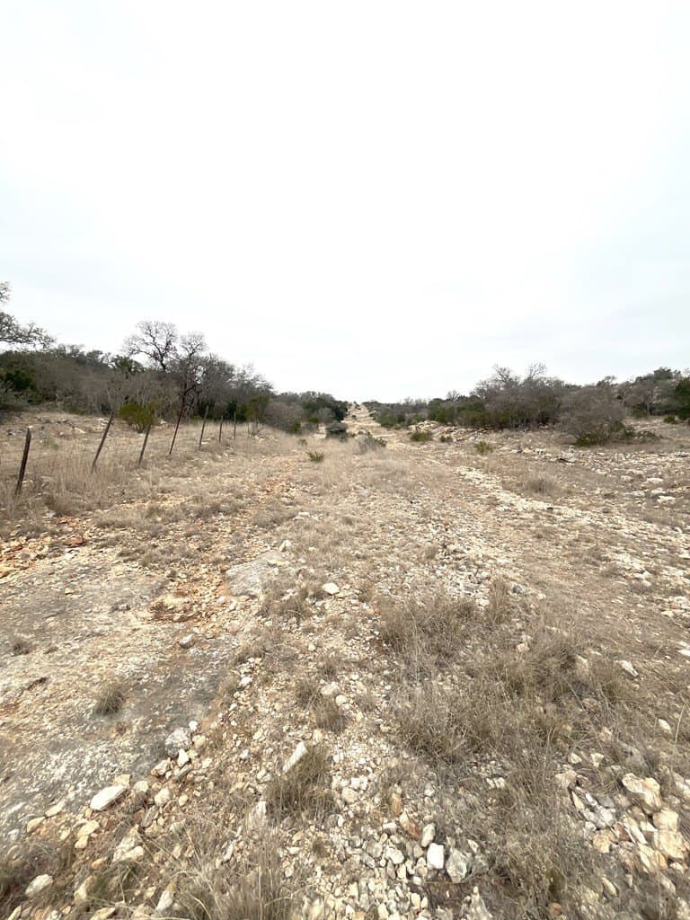 34.27 acres in Edwards County - photo 21