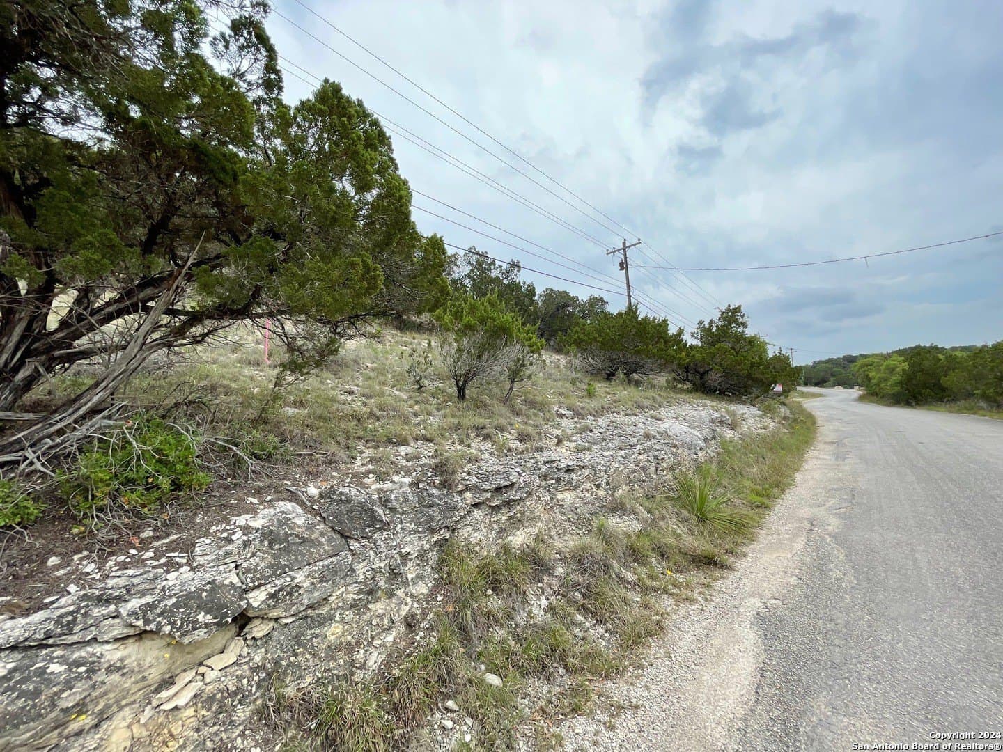 1.08 acres in Bandera County - photo 13