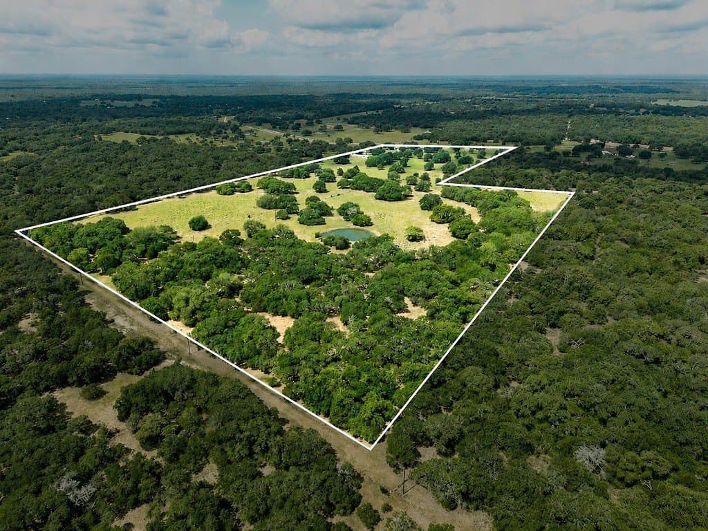 48 acres in Lavaca County gallery image 2