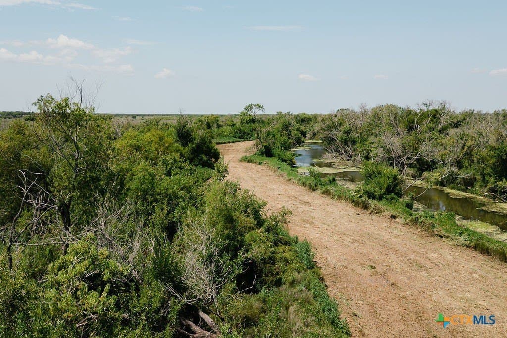 20.52 acres in Calhoun County - photo 7