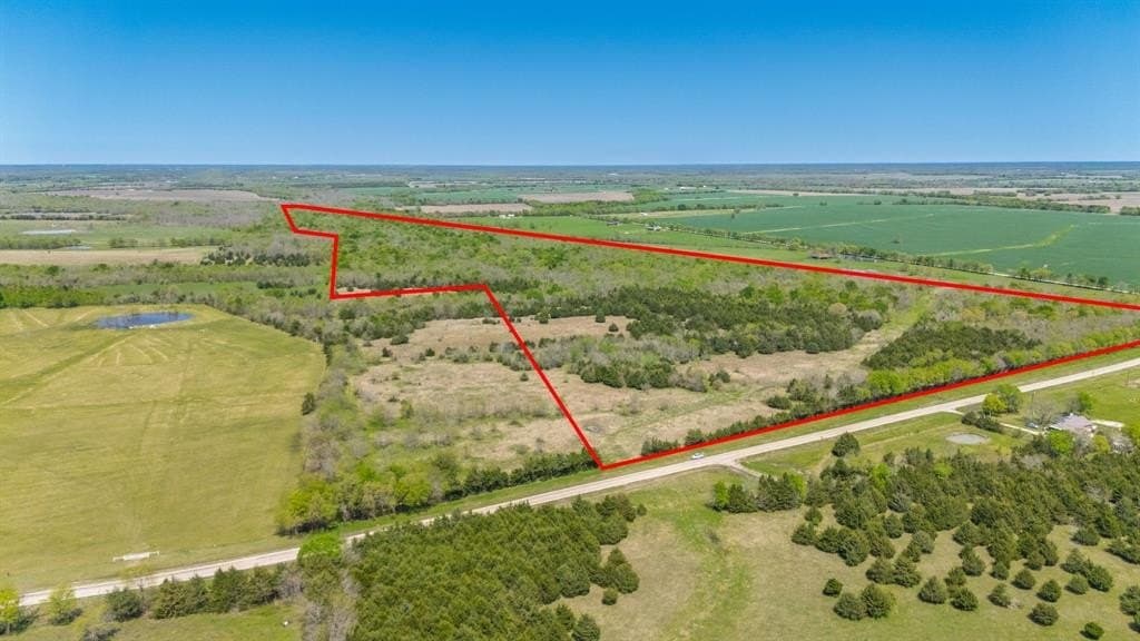 113.49 acres in Hunt County