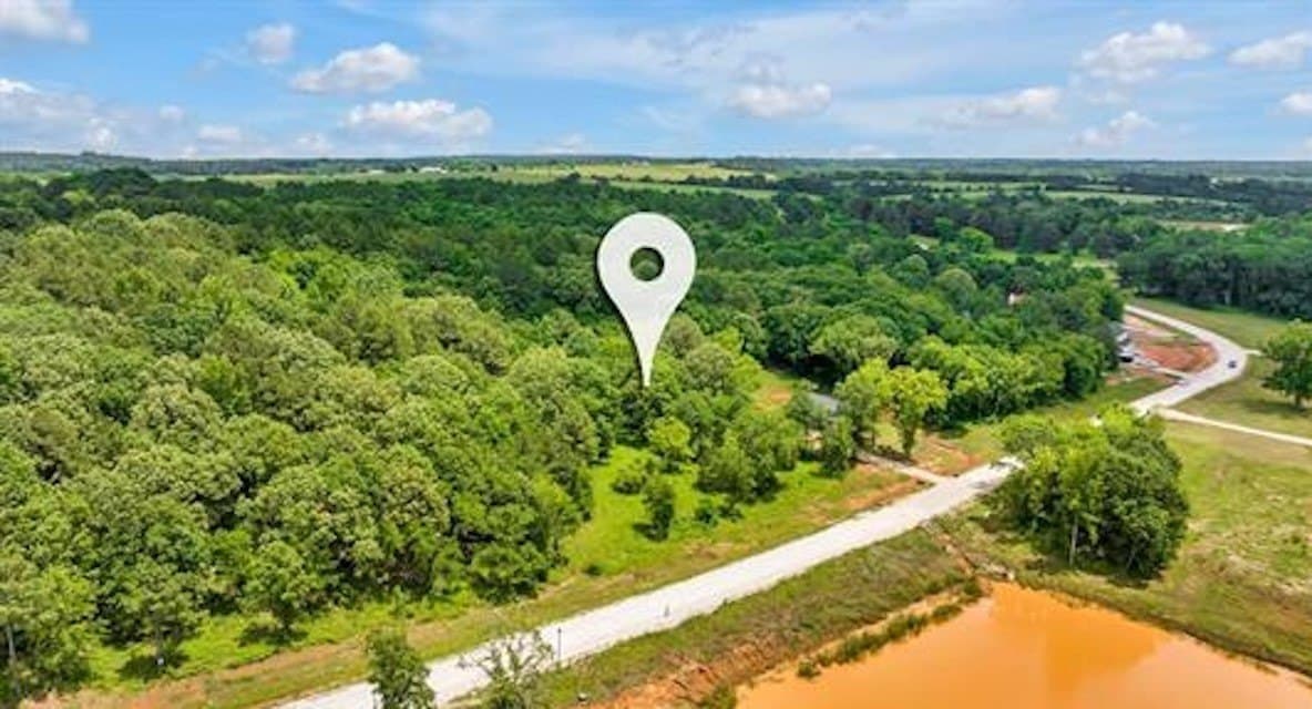 2.21 acres in Smith County - photo 5