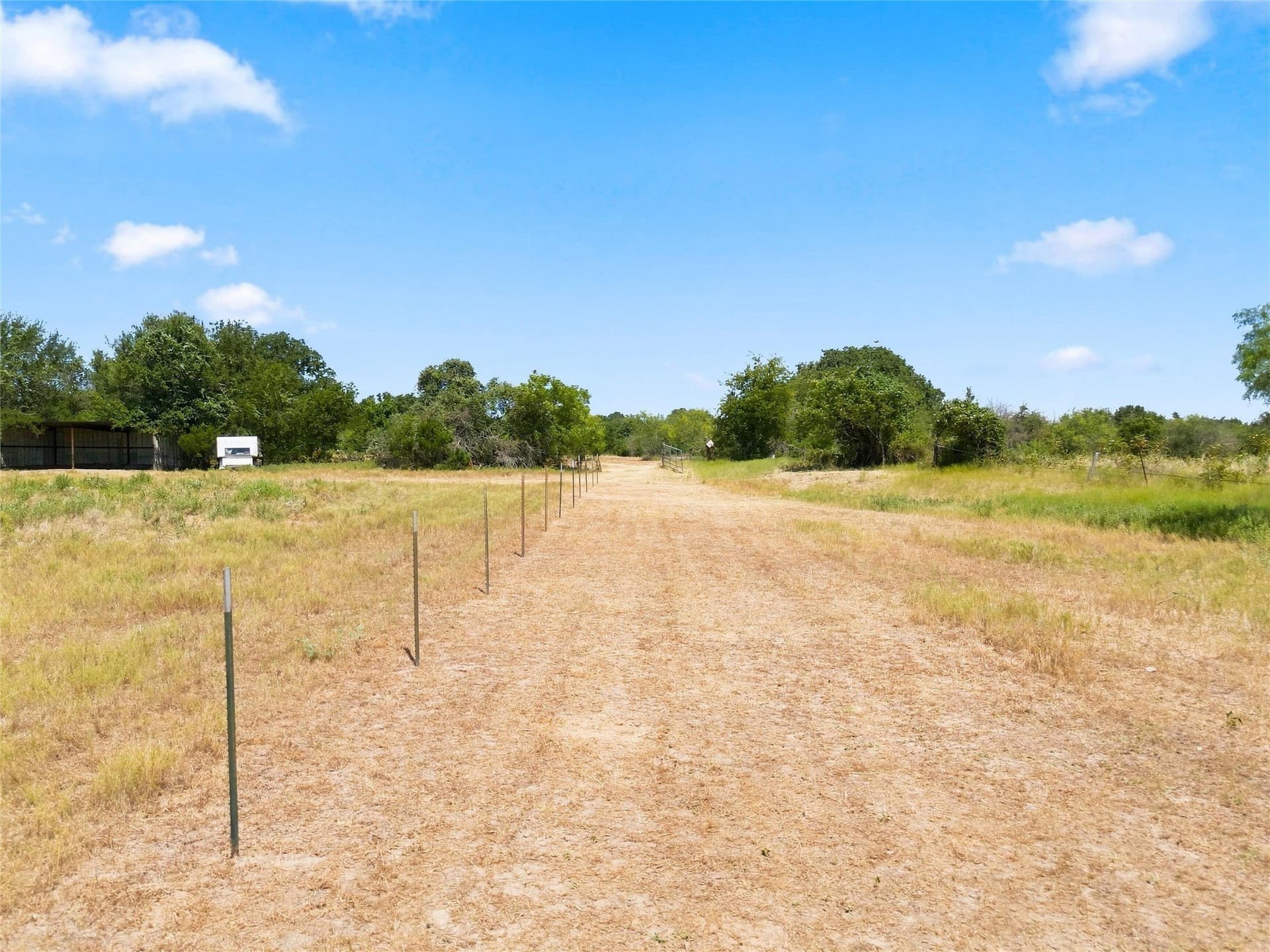 5.01 acres in McLennan County - photo 4