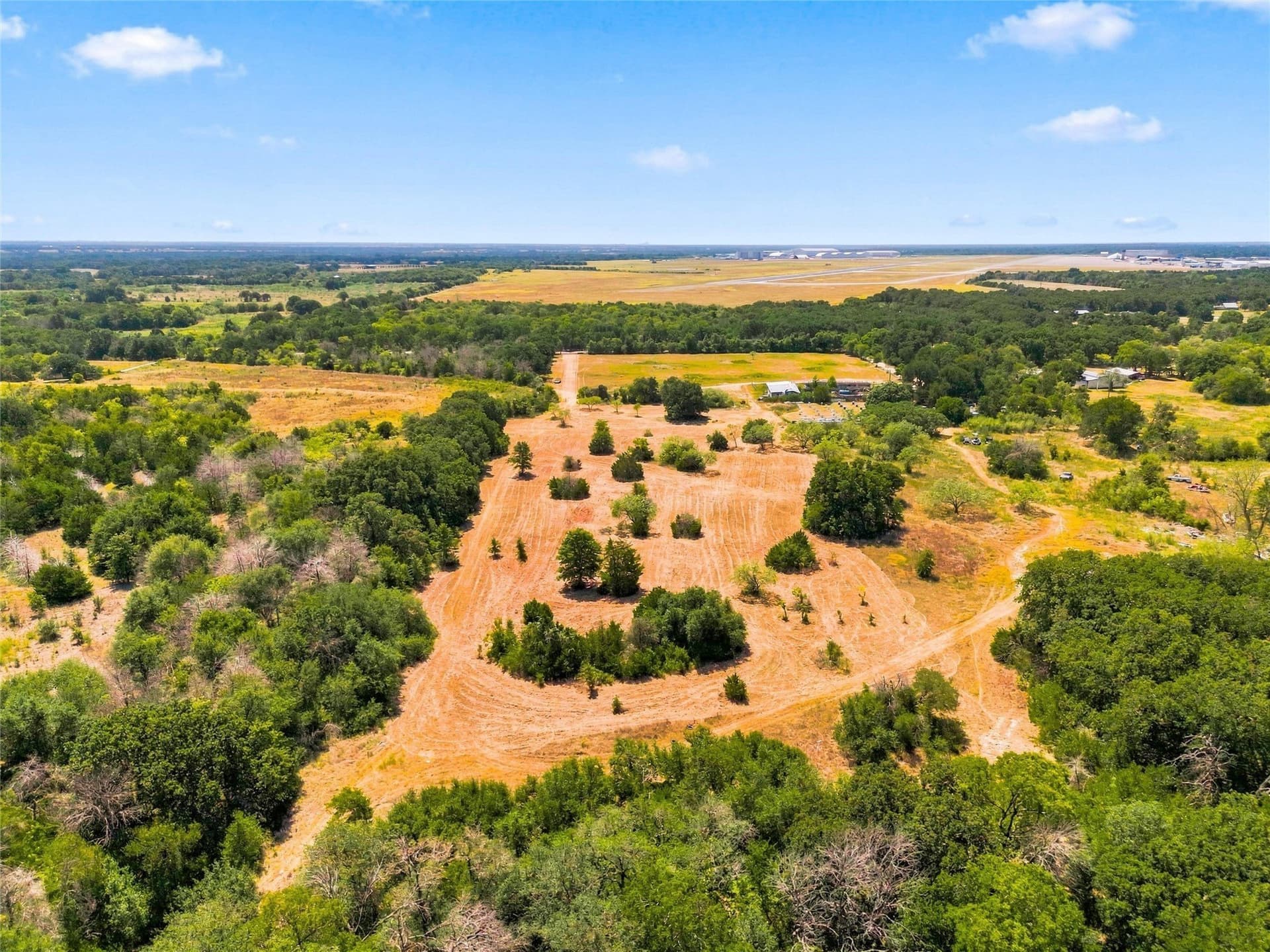 5.01 acres in McLennan County - photo 8